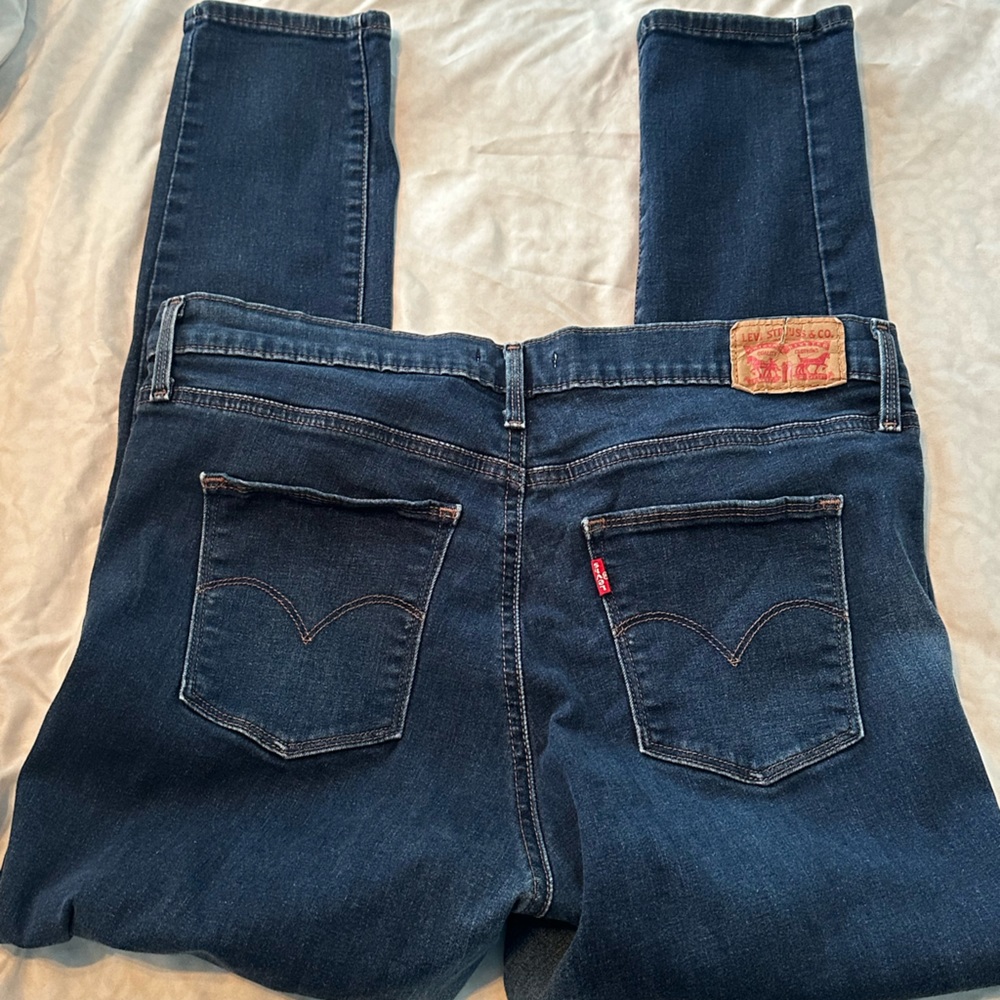 Levi’s skinny jeans for women waste, size 33” - Picture 6 of 8